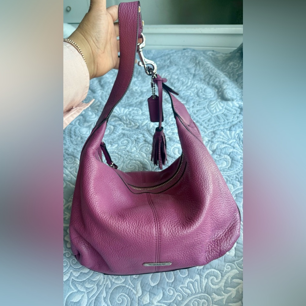 Coach Women's Purple Leather Shoulder Bag